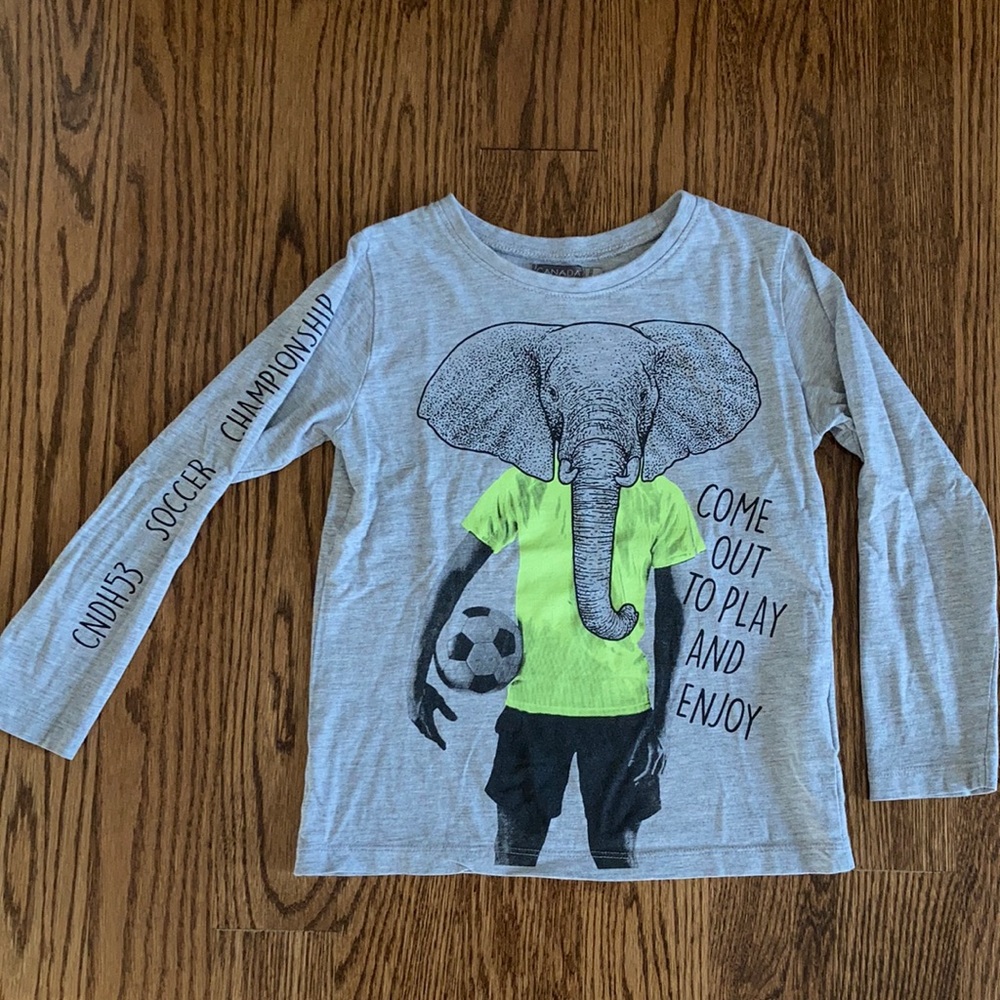 Canada House long sleeve shirt